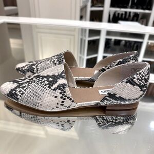 Steve Madden ballet flats